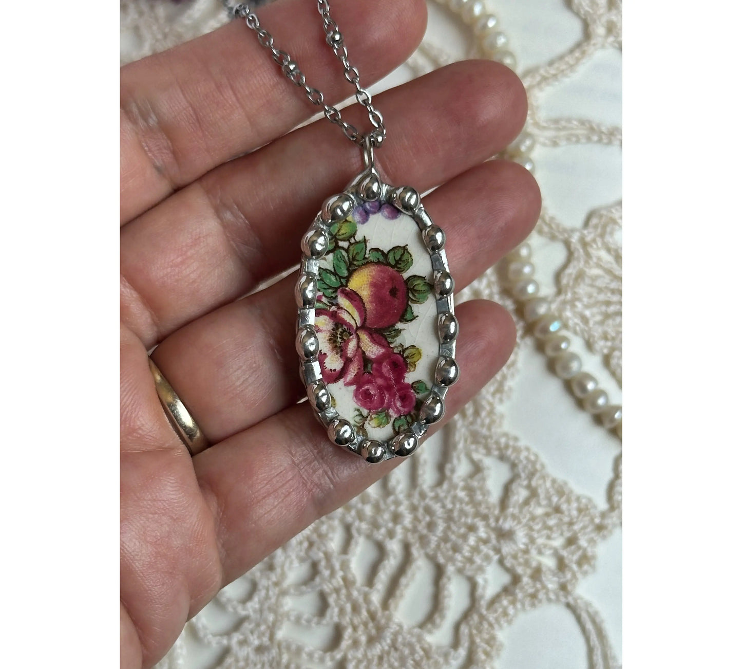 Vintage Paragon Ceramic Necklace