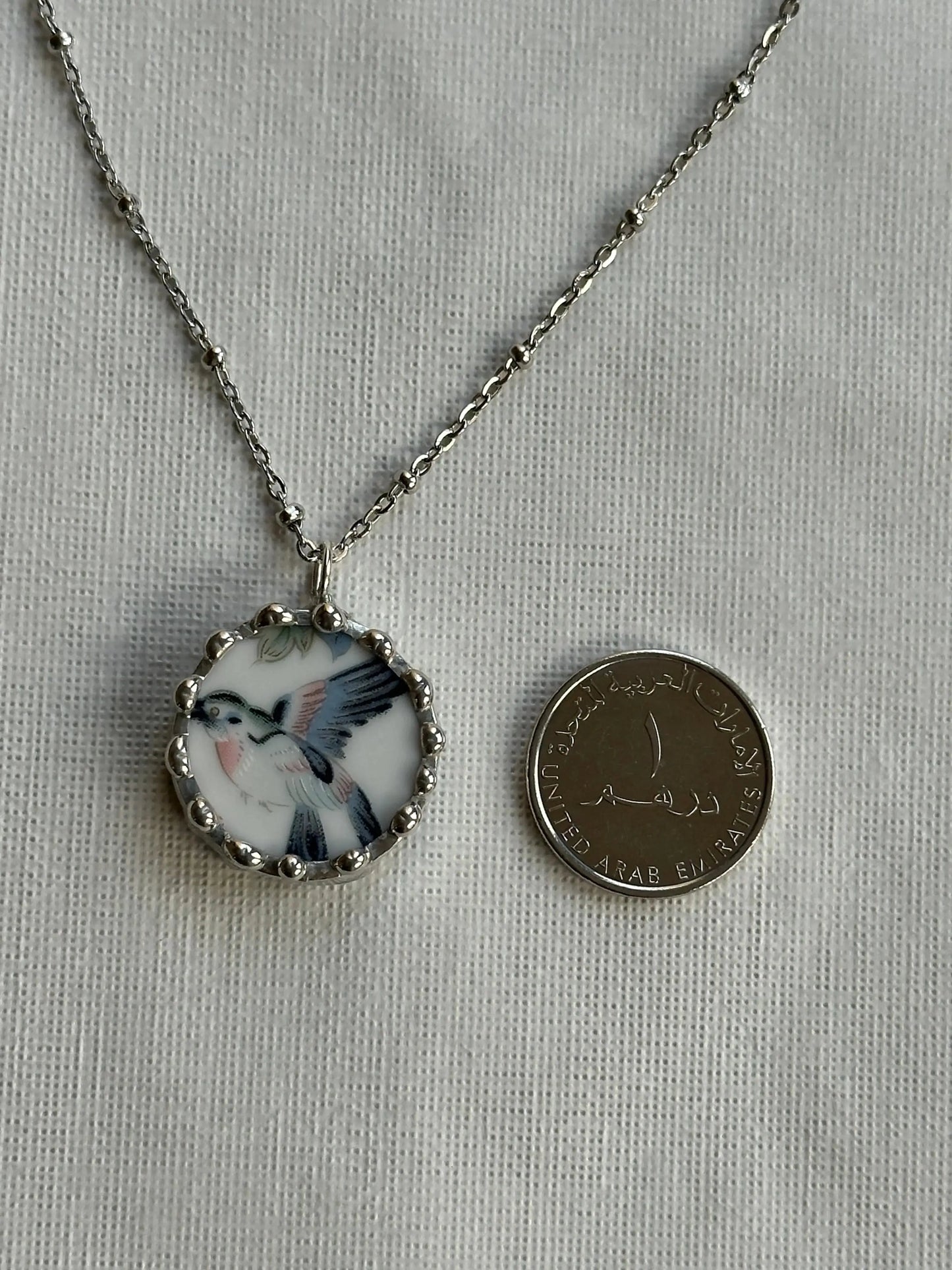 🌿 Hummingbird Round Vintage Ceramic Necklace (Upcycled Porcelain)